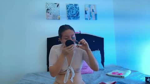 Mia online show from 11, 5, 2026