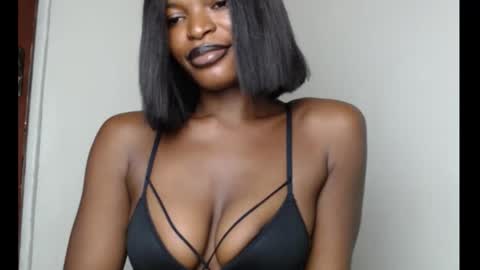 sweetxxboobsx online show from 18, 11, 2025