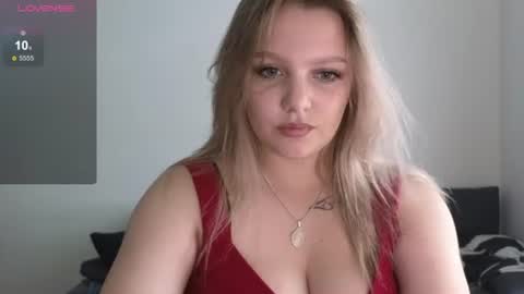 Snapshot of sweety_bettyyy chatting on 9, 7, 2026 Betty online show from 9, 7, 2026