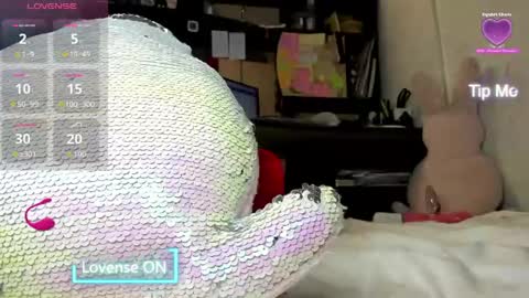 Snapshot of sweety_cum chatting on 23, 4, 2026 Mia online show from 23, 4, 2026