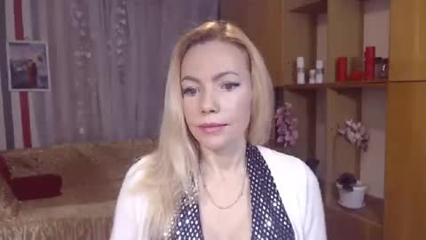 Sweety friend online show from 2, 2, 2025