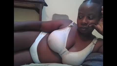 sweetyass25 online show from 1, 5, 2026