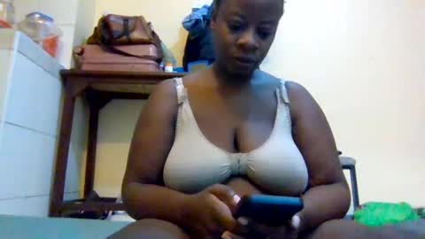 Snapshot of sweetyass25 chatting on 18, 6, 2026 sweetyass25 online show from 18, 6, 2026