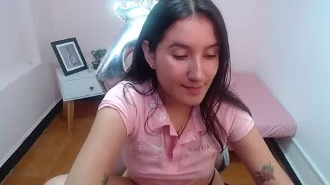 Snapshot of sweetyy_lollipop chatting on 19, 12, 2024 Catalina online show from 19, 12, 2024