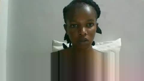Snapshot of sweetz_candice chatting on 5, 10, 2025 sweetz_candice online show from 5, 10, 2025