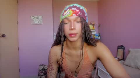 Snapshot of swettcabol chatting on 5, 12, 2024 swettcabol online show from 5, 12, 2024