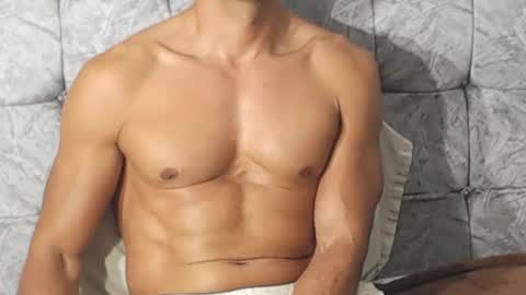    ------- Hi Im Willy  follow me do not forget to put the thumb up  online show from 18, 11, 2025