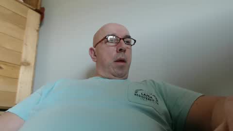 Snapshot of swissscooby55 chatting on 2, 3, 2025 swissscooby55 online show from 2, 3, 2025