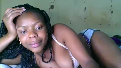 Snapshot of swit_seduction chatting on 14, 5, 2026 swit_seduction online show from 14, 5, 2026