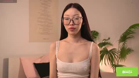 Snapshot of swtty_meivi chatting on 18, 6, 2026 MEI online show from 18, 6, 2026