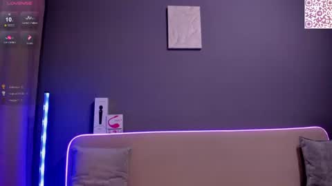 Snapshot of swweetangel chatting on 13, 9, 2025 Ana online show from 13, 9, 2025