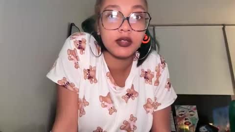 SxckADelilah online show from 6, 11, 2025