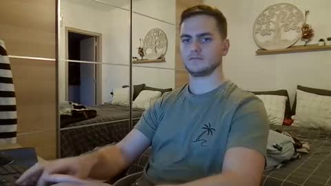 syl092 online show from 3, 12, 2025