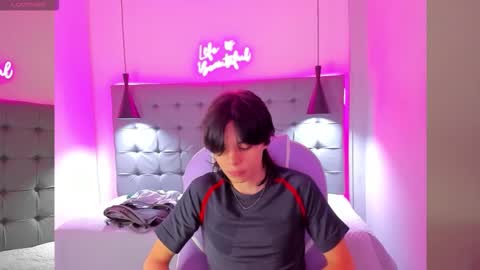 sylasfrost online show from 26, 11, 2025