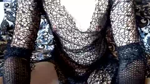 Snapshot of sylexia_stf chatting on 17, 10, 2025 Sylexia online show from 17, 10, 2025