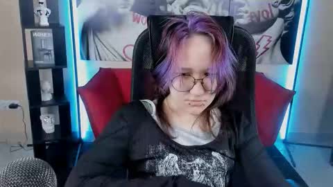 syllviareed online show from 22, 12, 2025