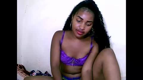 sylviasexy27 online show from 1, 1, 2025