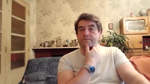 sympa_trique online show from 12, 12, 2024