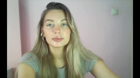 Snapshot of syrami chatting on 4, 6, 2026 syrami online show from 4, 6, 2026