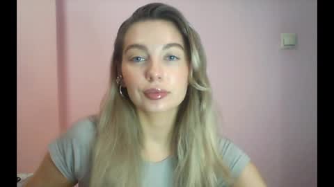 Snapshot of syrami chatting on 8, 6, 2026 syrami online show from 8, 6, 2026