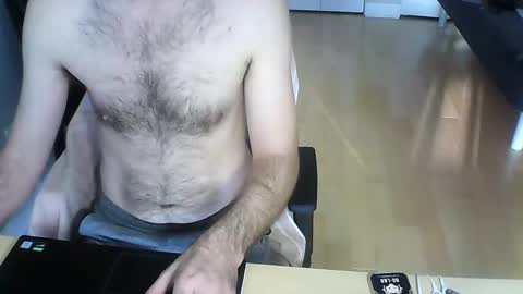 Snapshot of systemd8000 chatting on 5, 1, 2025 Systemd 8000 online show from 5, 1, 2025