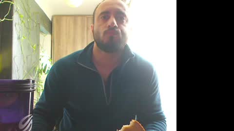 Snapshot of t_huracane chatting on 6, 5, 2026 Huracane online show from 6, 5, 2026