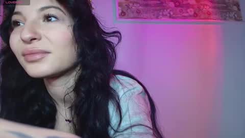 Snapshot of taachick chatting on 18, 3, 2026 T A A H I R A online show from 18, 3, 2026