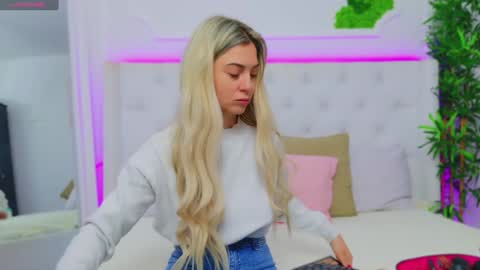 Arianna online show from 30, 12, 2024