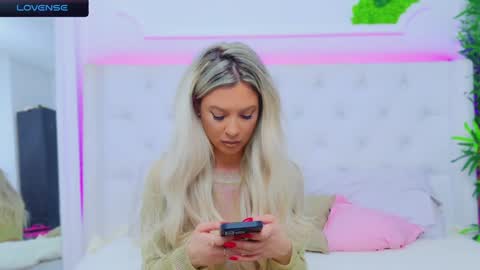 Arianna online show from 30, 12, 2024