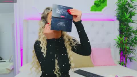 Arianna online show from 6, 1, 2025