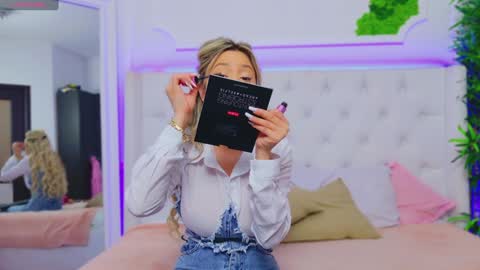 Arianna online show from 16, 1, 2025