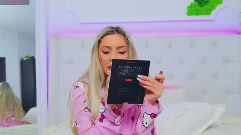 Arianna online show from 27, 1, 2025