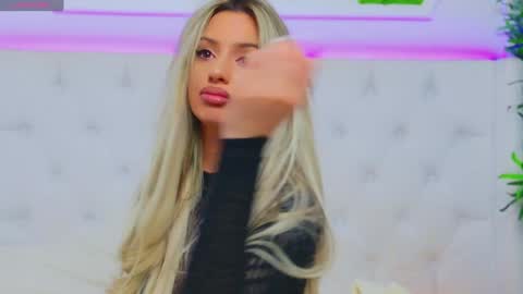 Arianna online show from 27, 1, 2025