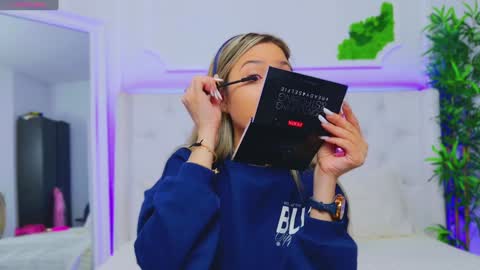 Arianna online show from 30, 1, 2025