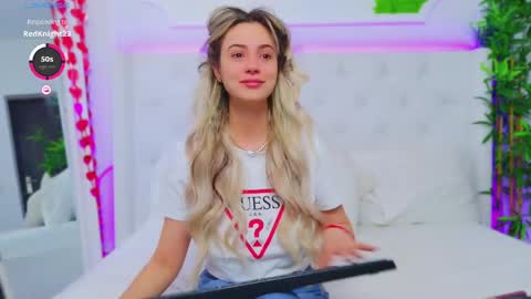 Arianna online show from 8, 3, 2025