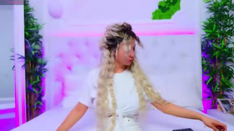 Arianna online show from 3, 11, 2025