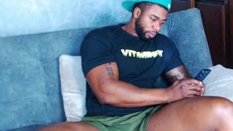 Tairon Tucke online show from 9, 1, 2025