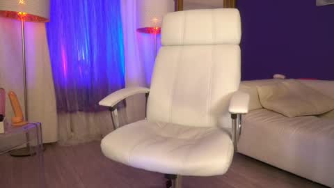 Snapshot of tais_athena chatting on 16, 1, 2025 Margo online show from 16, 1, 2025