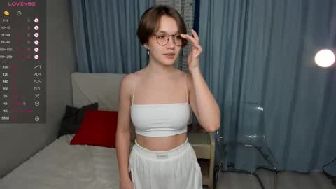 Snapshot of taitechill chatting on 8, 3, 2025 Jessi online show from 8, 3, 2025