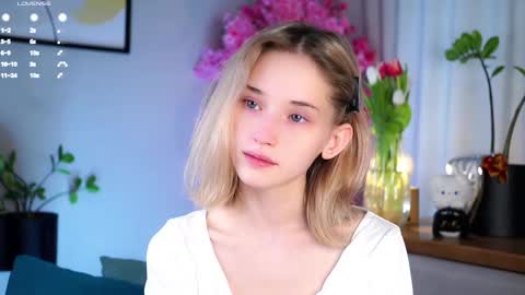 Mia online show from 9, 3, 2025