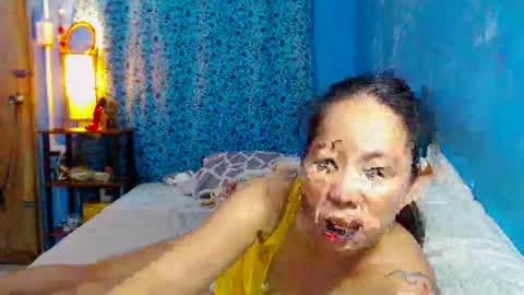 Snapshot of takemetoheavenbaby chatting on 24, 4, 2026 anne online show from 24, 4, 2026