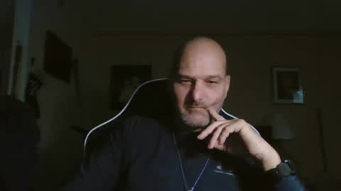 takerlover436295 online show from 14, 1, 2025