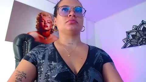 Snapshot of taliana36 chatting on 19, 2, 2025 taliana36 online show from 19, 2, 2025