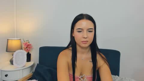 Snapshot of taliasensitive chatting on 18, 9, 2025 taliasensitive online show from 18, 9, 2025