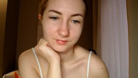 Snapshot of taliiyafiredream chatting on 19, 12, 2024 Kira online show from 19, 12, 2024