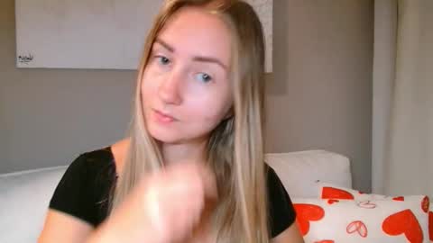  Kira  online show from 16, 10, 2025