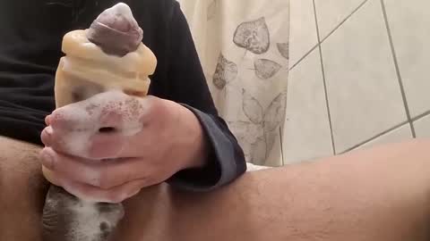 Snapshot of tall6feet7inch chatting on 8, 2, 2025 tall6feet7inch online show from 8, 2, 2025