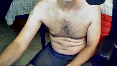 Snapshot of talltannhandsome chatting on 24, 9, 2025 talltannhandsome online show from 24, 9, 2025
