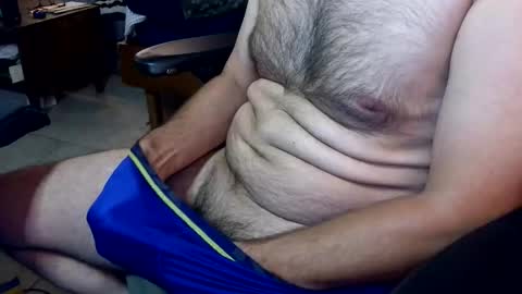 Snapshot of talltannhandsome chatting on 18, 5, 2026 talltannhandsome online show from 18, 5, 2026