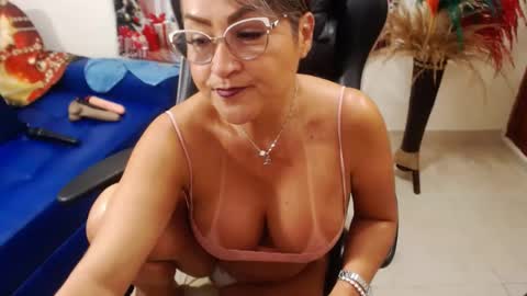 Snapshot of tamara_luaren chatting on 14, 12, 2024 Tamara online show from 14, 12, 2024
